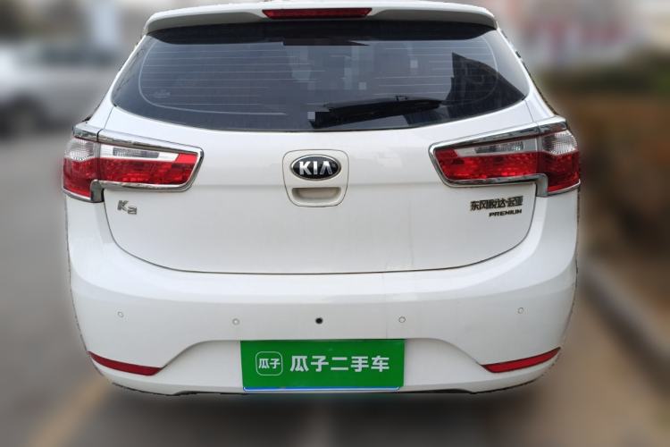 Used Kia K2 2012 Hatchback 1.6L AT Premium