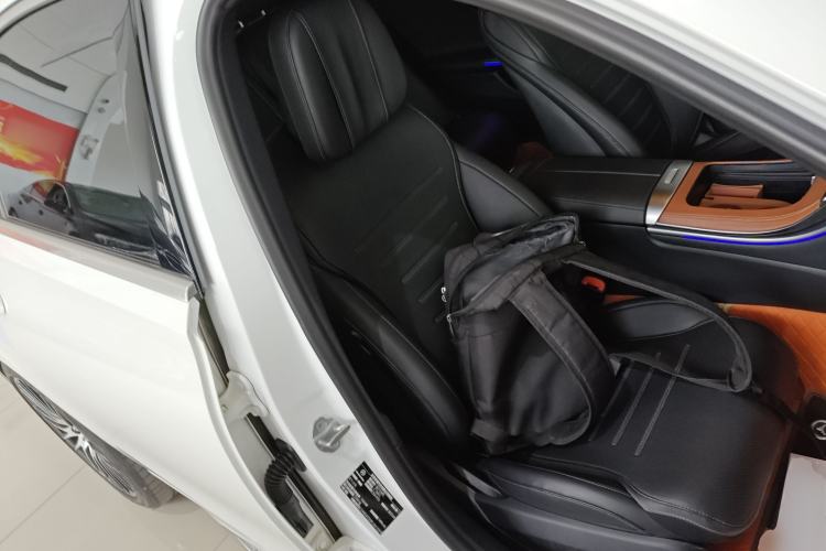 Used Mercedes-Benz C-Class 2023 Restyled C 260 L Sport Edition
