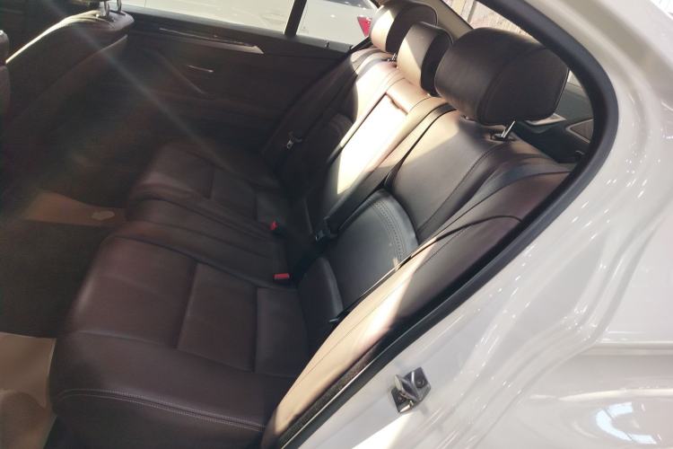 Used BMW 5 Series 2014 525Li Luxury Design Package
