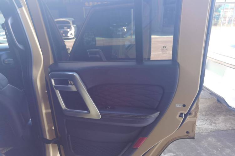 Used Beijing Auto BJ40 2019 2.3T Automatic Four-Wheel Drive Ring the Tower Champion Edition China VI
