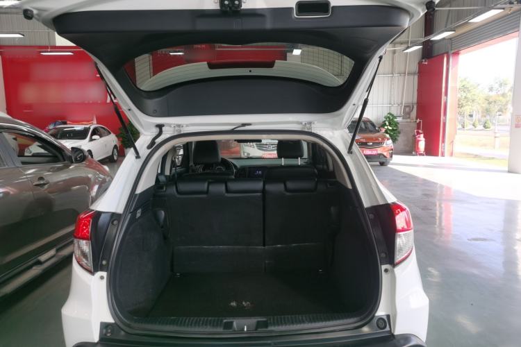 Used Honda Vezel 2019 1.5L CVT Pioneer Edition China VI
