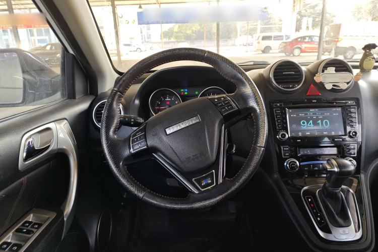 Used Haval H6 2016 Upgraded Model 1.5T Automatic Two-Wheel Drive Elite Version
