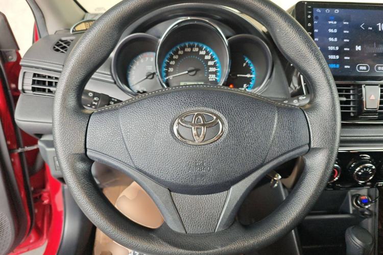 Used Toyota YARiS L 2019 1.5E CVT Dynamic Edition China VI compliant
