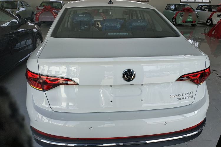 Used Volkswagen Sagitar 2025 300TSI DSG Flyover Edition
