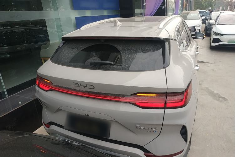 Used BYD Song PLUS New Energy 2025 EV Intelligent Driving Version 520km Premium Model
