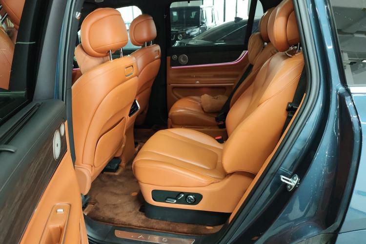 Used Hima AITO M9 2024 Range-Extended Ultra Version 42 kWh 6-Seater Model