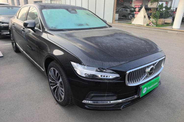 Used Volvo S90 2025 B5 Zhiyi Luxury Edition
