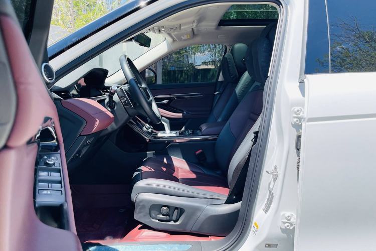 Used Land Rover Range Rover Evoque 2022 Aurora L 249 PS R-Dynamic Luxury Edition
