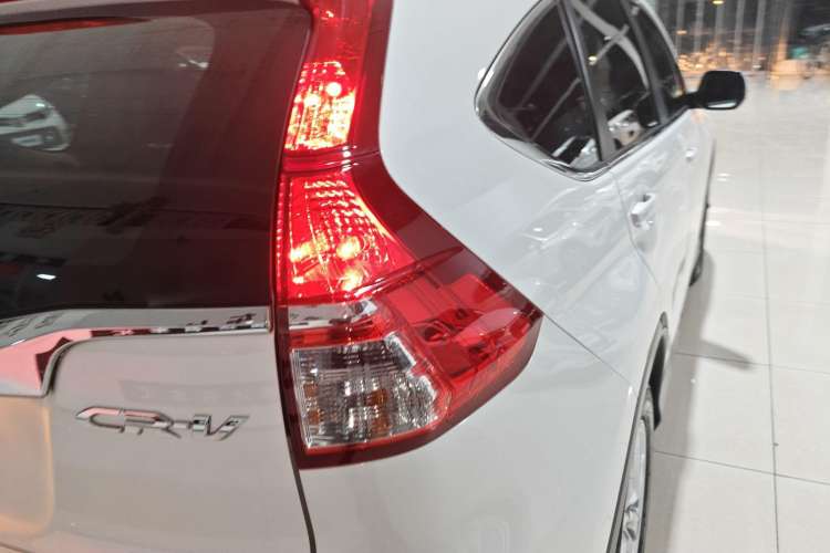 Used Honda CR-V 2016 2.0L two-wheel drive Urban Edition
