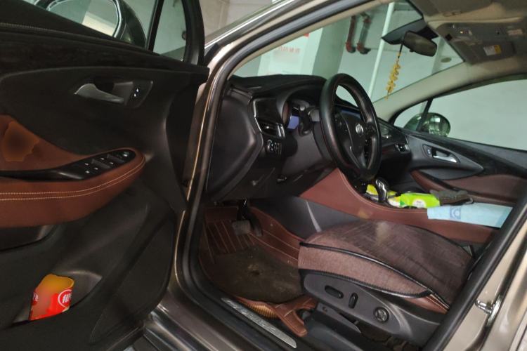 Used Buick Envision 2015 20T Two-Wheel-Drive Elite Model
