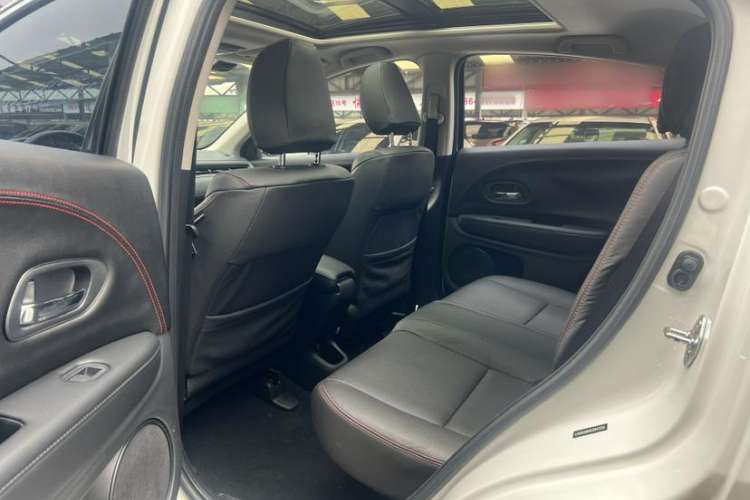 Used Honda Vezel 2017 1.8L CVT Front-Wheel Drive Pioneer Edition
