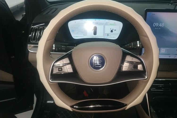 Used BYD Tang New Energy 2024 DM-i Glory Edition 112KM Prestige Model
