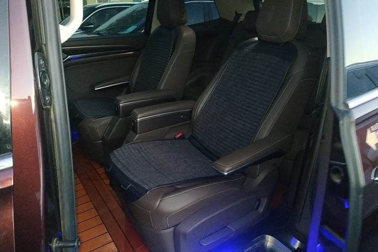 Used Volkswagen Viloran 2020 330TSI Luxury Edition
