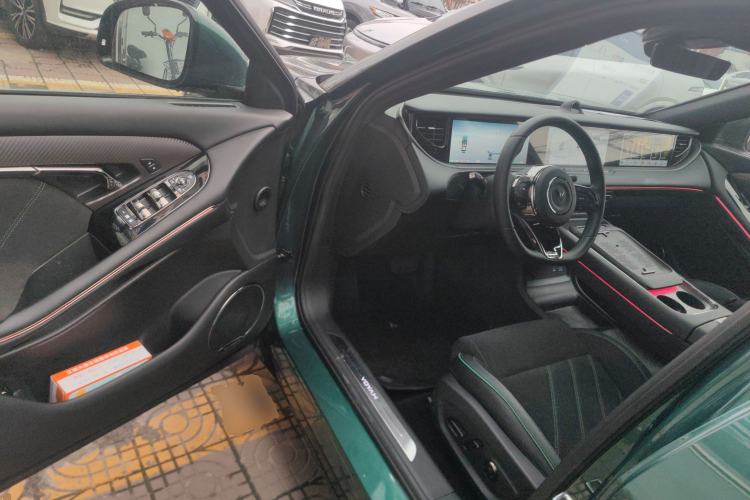 Used VOYAH FREE 2025 318 318 km Rear-Drive Touring Edition
