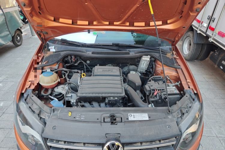 Used Volkswagen Polo 2014 1.6L Cross Polo Automatic
