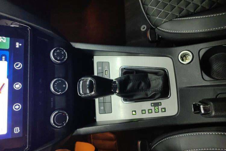 Used Skoda Octavia 2019 1.5L Automatic Smart Drive Luxury Edition China V Standard
