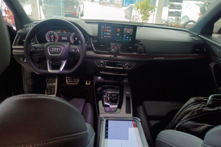 Used Audi Q5L 2023 40T Luxury Dynamic Model