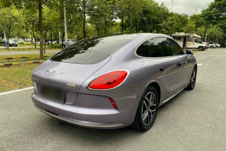 Used ORA Lightning Cat 2022 555 km Luxury Edition
