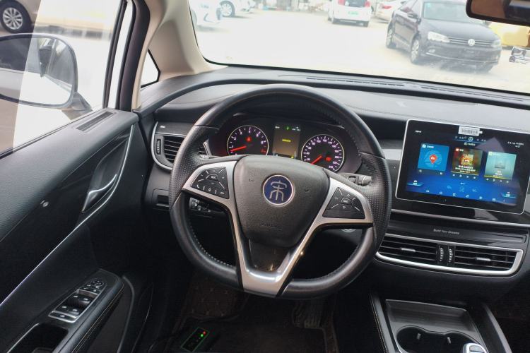 Used BYD Song MAX 2019 1.5T Automatic Smart Connect Ruiyi Sunroof Model 7 Seats China VI Standard
