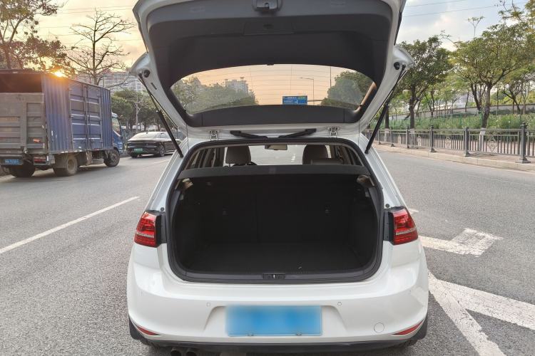 Used Volkswagen Golf 2015 1.4TSI Automatic Luxury Model