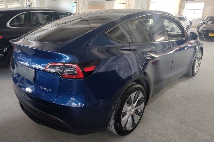 Used Tesla Model Y 2021 Standard Range Rear-Wheel Drive Version
