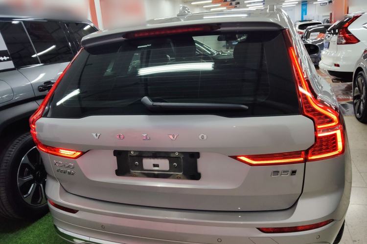 Used Volvo XC60 2024 B5 4x4 Smart Luxury Edition
