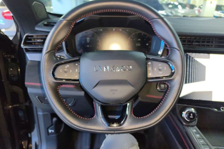 Used Lynk & Co 05 2020 2.0TD Four-Wheel Drive HypeHalo