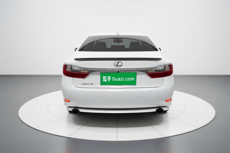 Used Lexus ES 2017 200 30th Anniversary Edition
