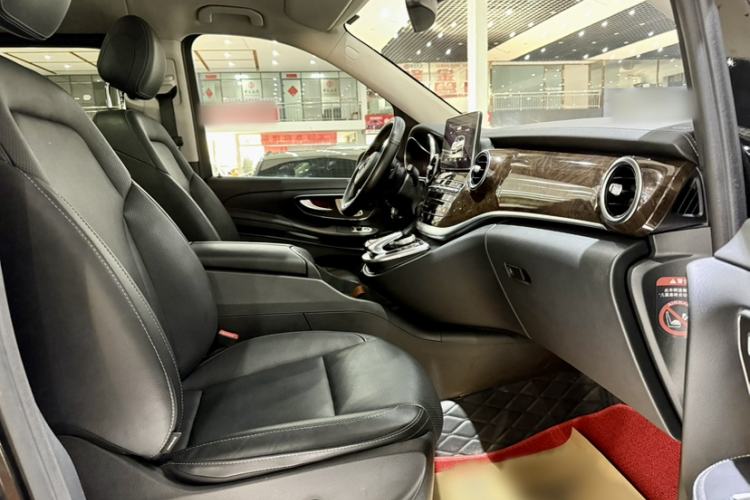 Used Mercedes-Benz V-Class 2018 V 260 Prestige Edition China VI