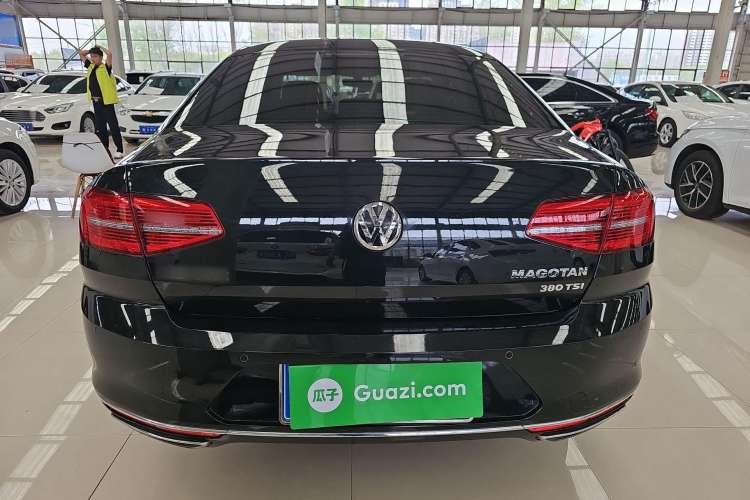 Used Volkswagen Magotan 2018 Facelift 380TSI DSG Luxury Version
