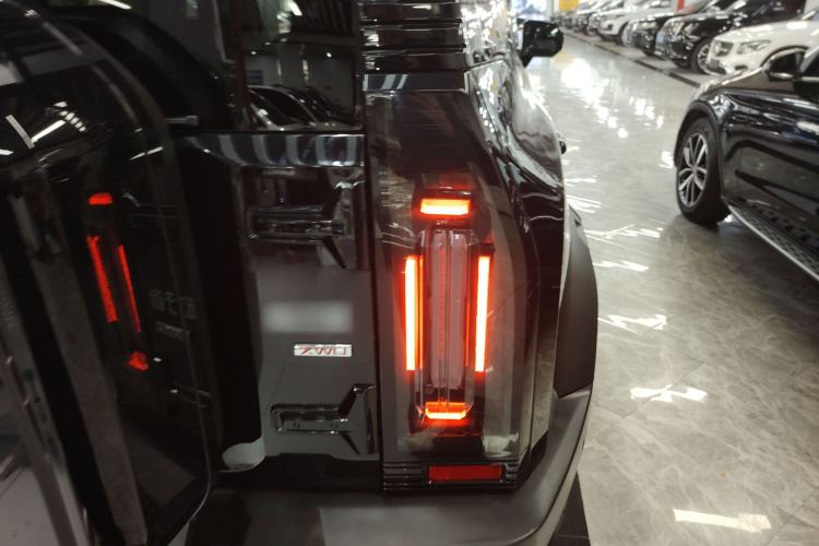 Used JETOUR Traveler 2023 2.0T All-Wheel Drive CrossPRO+
