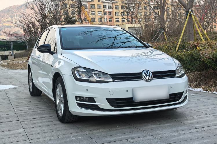 Used Volkswagen Golf 2017 1.6L Automatic Comfort Million-Vehicle Anniversary Edition