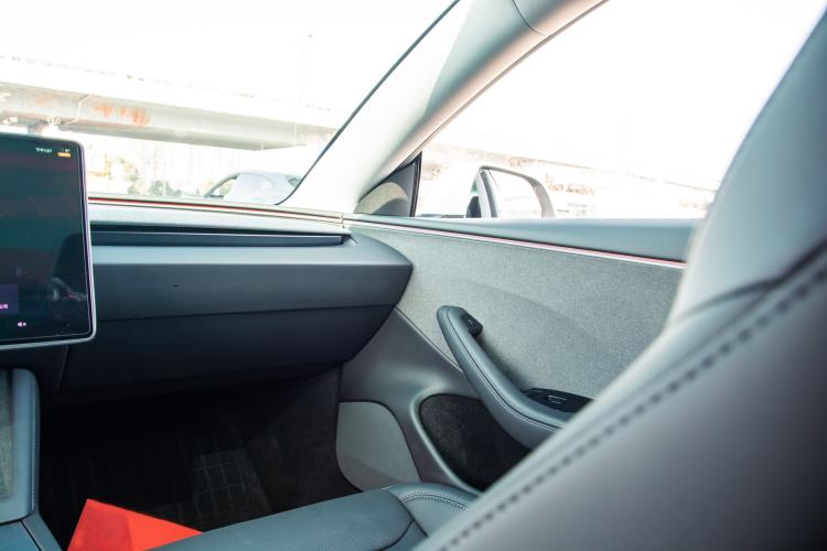 Used Tesla Model 3 2025 Rear-Wheel-Drive Version