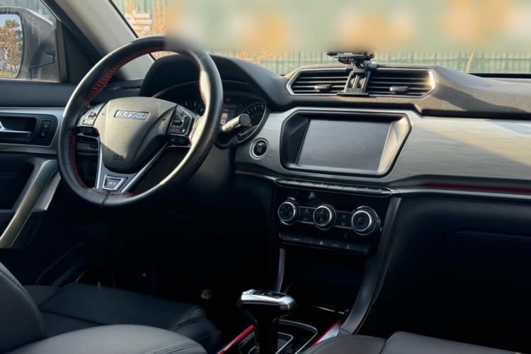 Used Haval H2 2018 Blue Label 1.5T Dual-Clutch Two-Wheel-Drive Elite Model