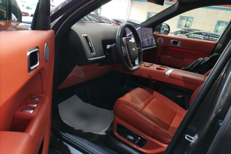 Used Li Auto L8 2023 Pro Model
