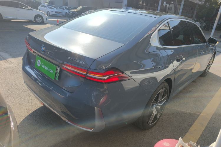 Used BMW i5 2024 eDrive 35L Prestige Luxury Package
