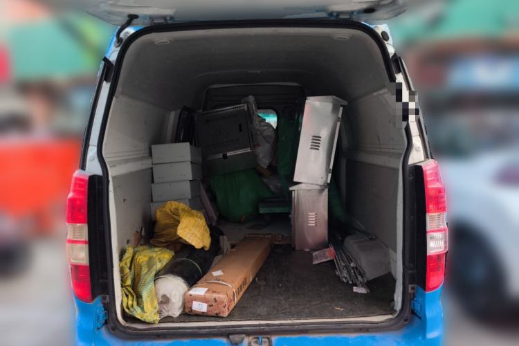 Used Jinbei New Hiace X30L 2018 1.5L Box Truck Wealth Edition DLCG14