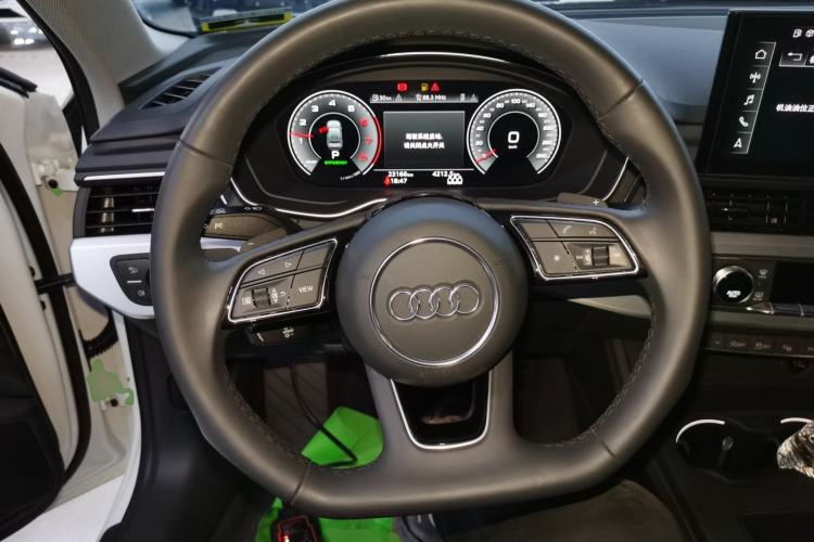 Used Audi A4L 2022 40 TFSI Luxury Dynamic Model
