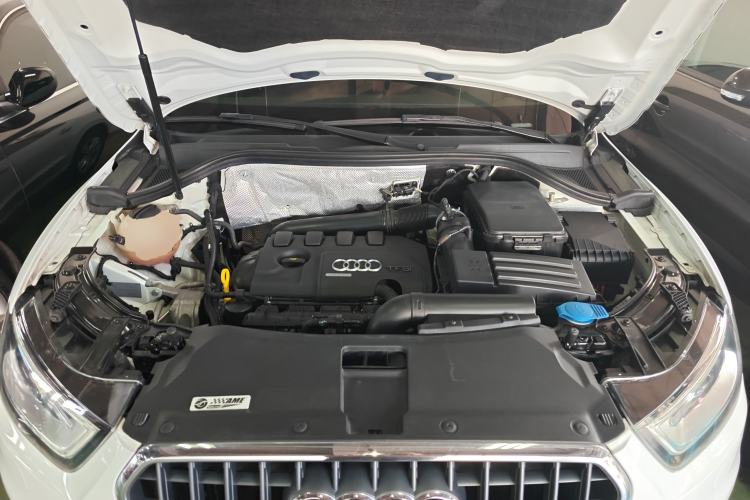 Used Audi Q3 2015 35 TFSI Comfort Model
