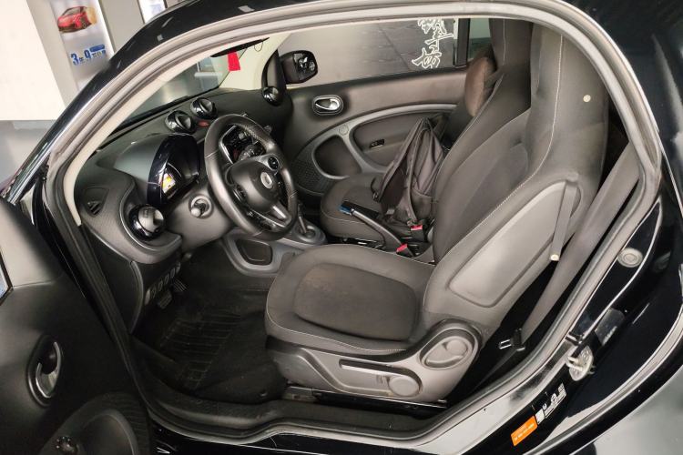 Used  fortwo 2018 1.0L 52kW Hardtop Passion Edition China V Standard
