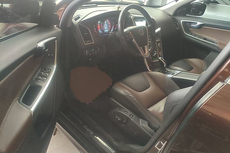 Used Volvo XC60 2016 T5 AWD Zhiyuan Edition
