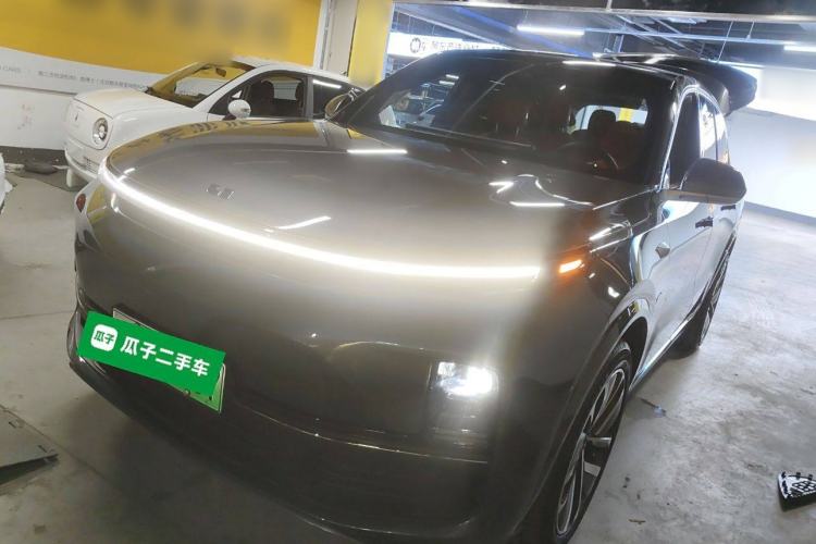 Used Li Auto L8 2023 Pro Model
