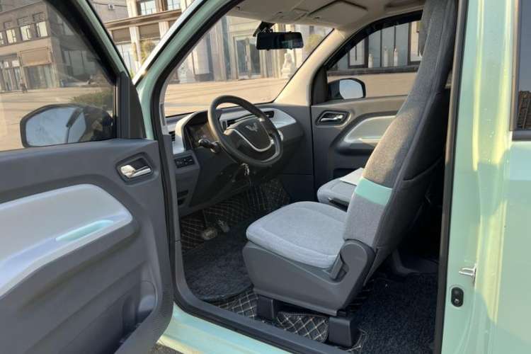 Used Wuling Hongguang MINIEV 2022 Macaron Premium Model – Lithium Iron Phosphate
