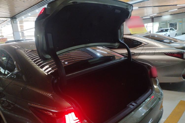 Used Lexus ES 2022 200 Excellence Edition
