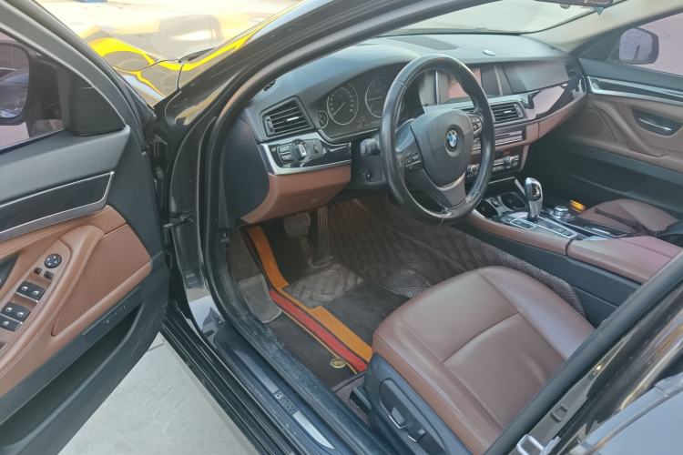 Used BMW 5 Series 2017 520Li Elegant Edition

