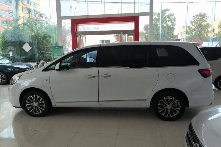 Used Buick GL8 2021 Land Cruiser Executive Class 652T Luxury Model
