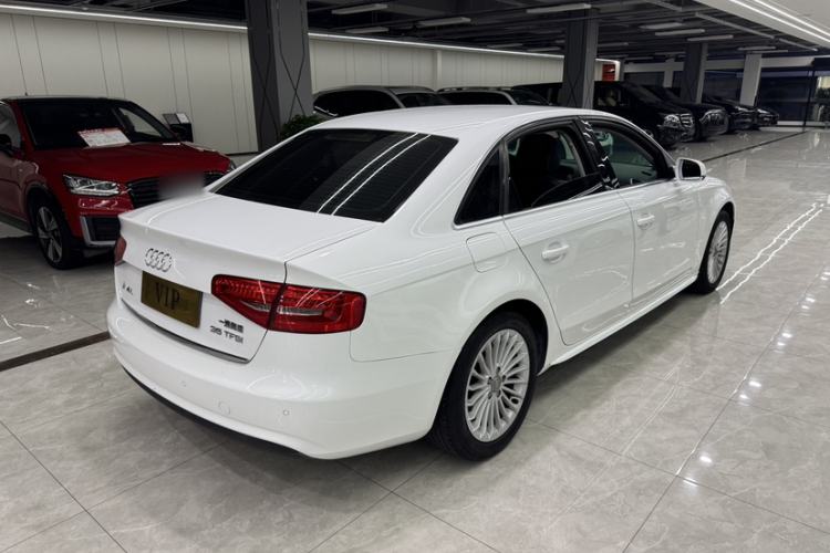 Used Audi A4L 2015 35 TFSI Automatic Comfort Model

