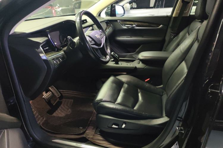 Used Cadillac XT5 2018 25T Luxury Model