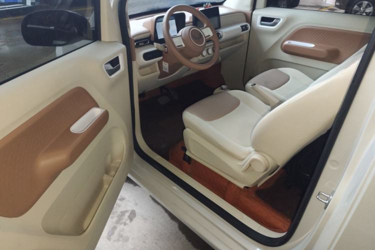 Used Wuling Hongguang MINIEV 2024 3rd Generation 215km Youth Edition
