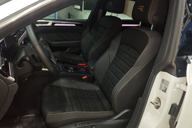 Used Volkswagen FAW-Volkswagen CC 2024 380TSI Striking Edition
